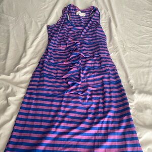 Beautiful long dress from Nicole miller had raffles in the front